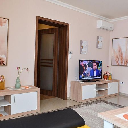 Unicum Apartman Хайдусобосло Экстерьер фото